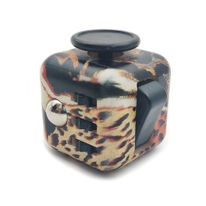 cube anti-stress avec multiboutons